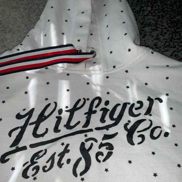 Tommy hoodie size small - Picture 2 of 2